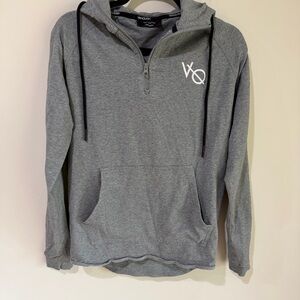 Vanquish Fitness 1/4-zip hoodie size M